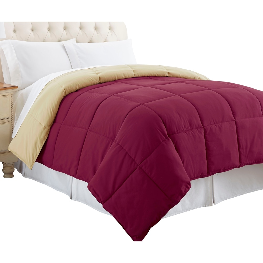 https://ak1.ostkcdn.com/images/products/29557266/Genoa-King-Size-Box-Quilted-Reversible-Comforter-The-Urban-Port-Pink-and-Beige-1373f834-8603-48b8-a642-5debe388657d_1000.jpg