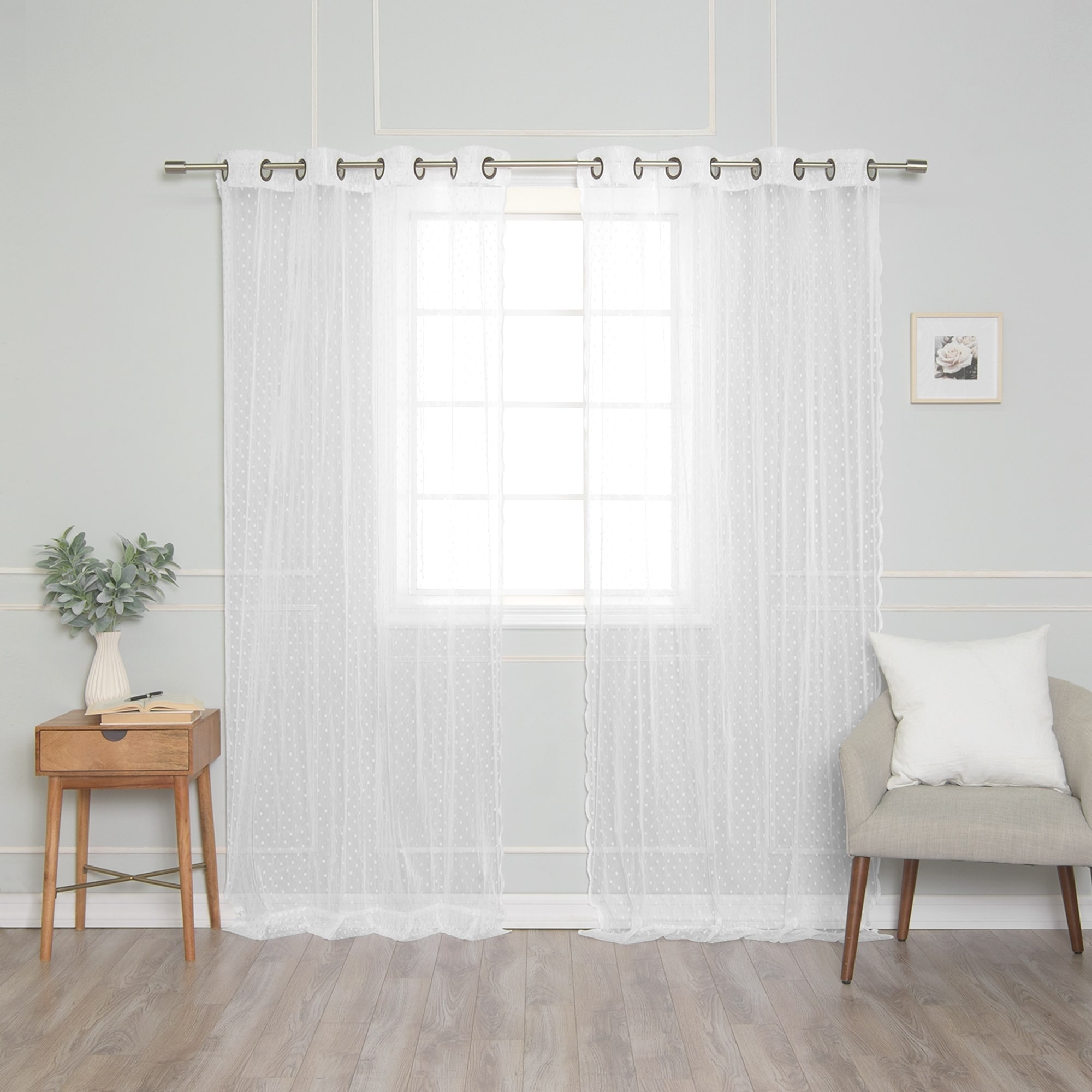 pretty window curtains