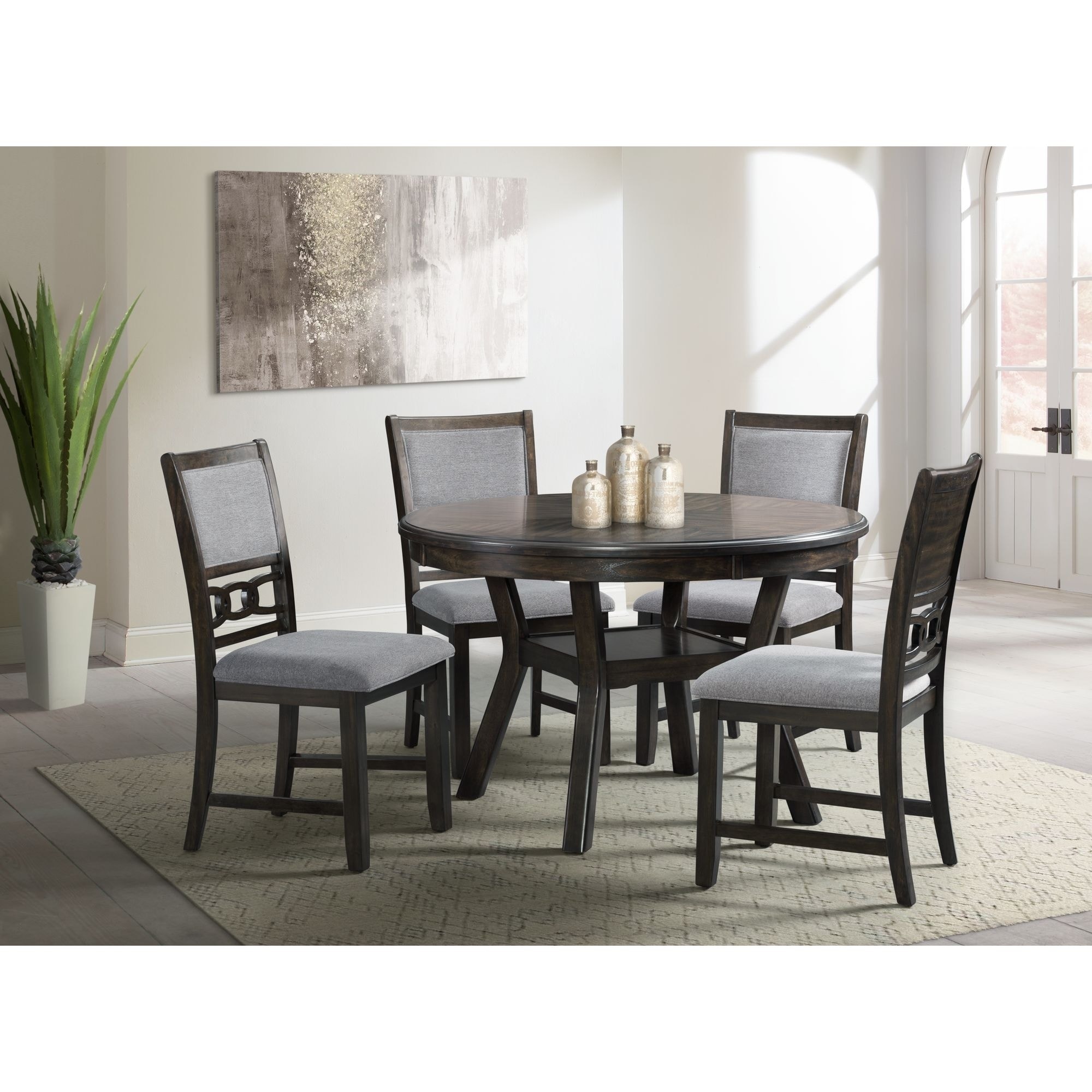 Gia round store dining set gray