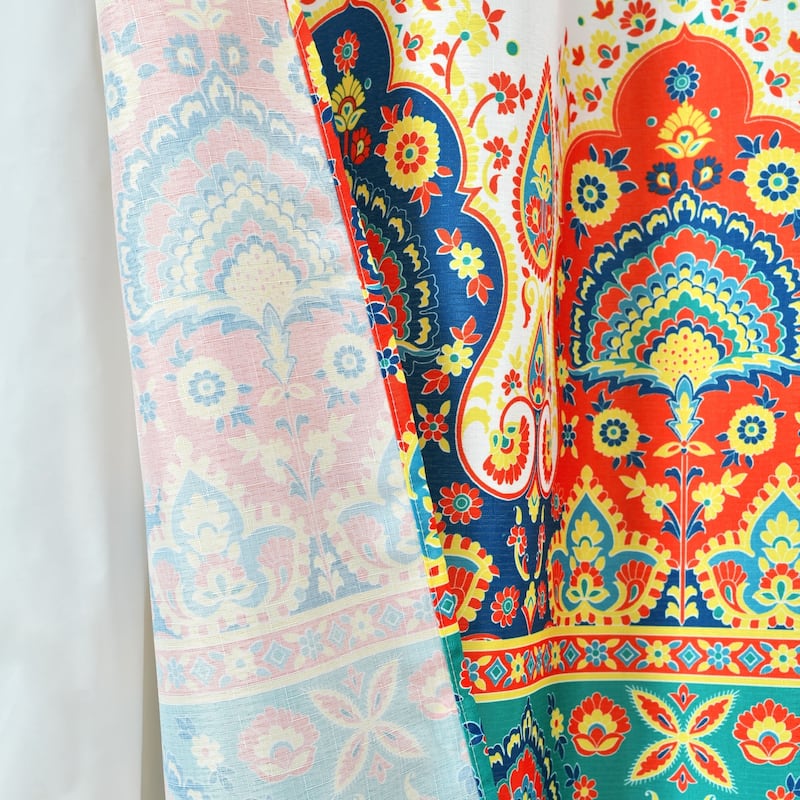 Lush Decor Bohemian Meadow Shower Curtain with Peva Lining and Rings Set