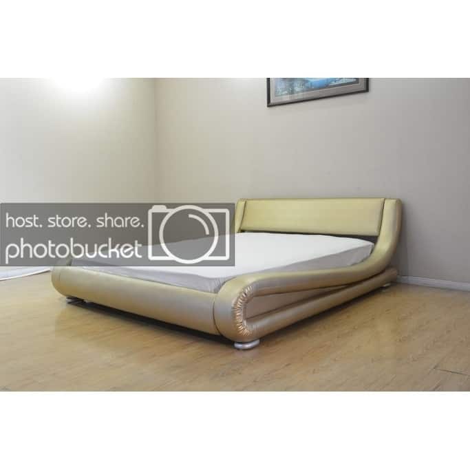 Greatime B1070 Contemporary Upholstered Platform Bed