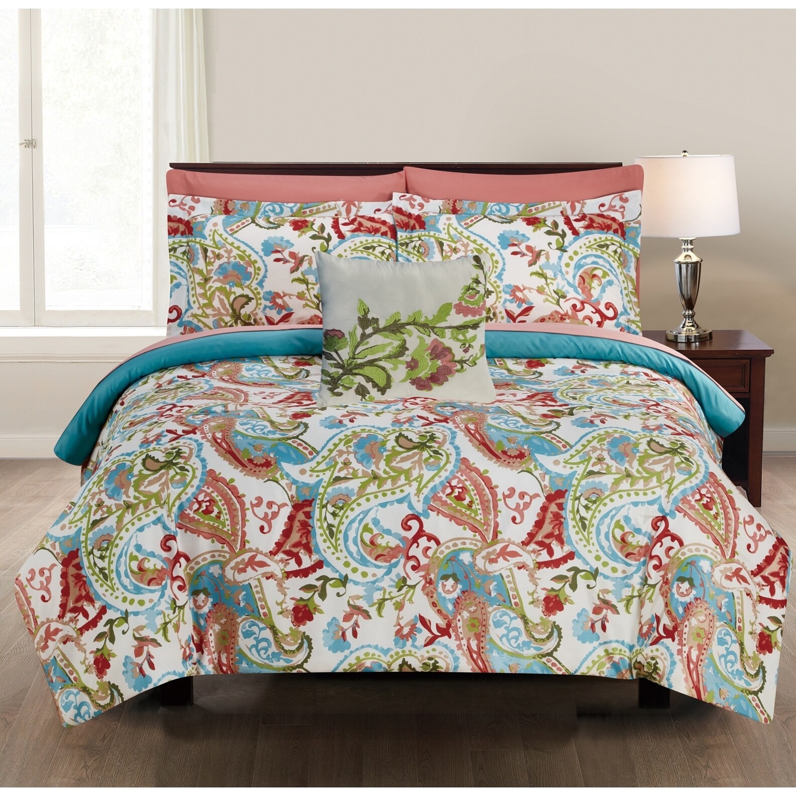 Caen 8 Piece Paisley Print California King Size Bed Set The Urban Port Multicolor Overstock 29627979