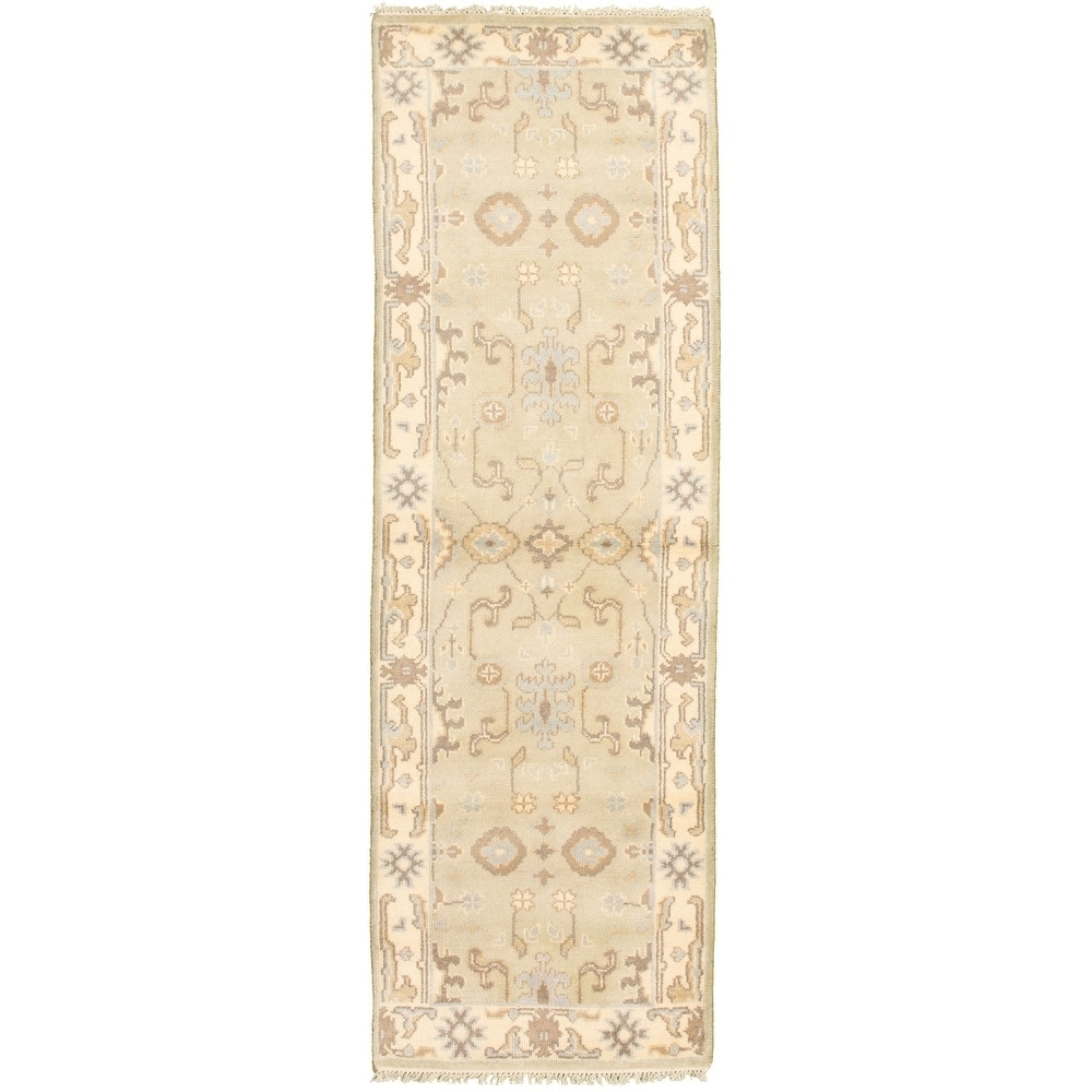 eCarpetGallery Hand-knotted Royal Ushak Light Khaki Wool Rug - 2'7 x 8'1