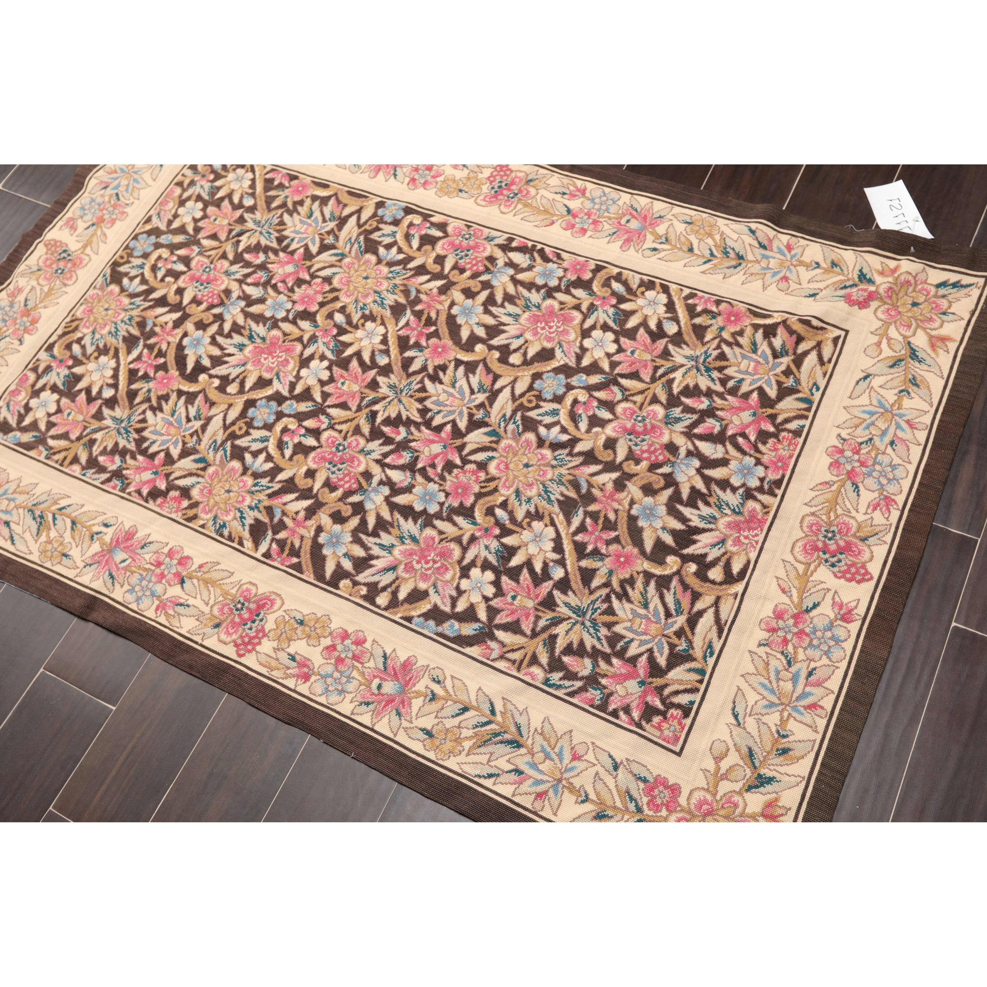 Hand Woven Floral French Aubusson Needlepoint Area Rug (4'x6') 4' x 6