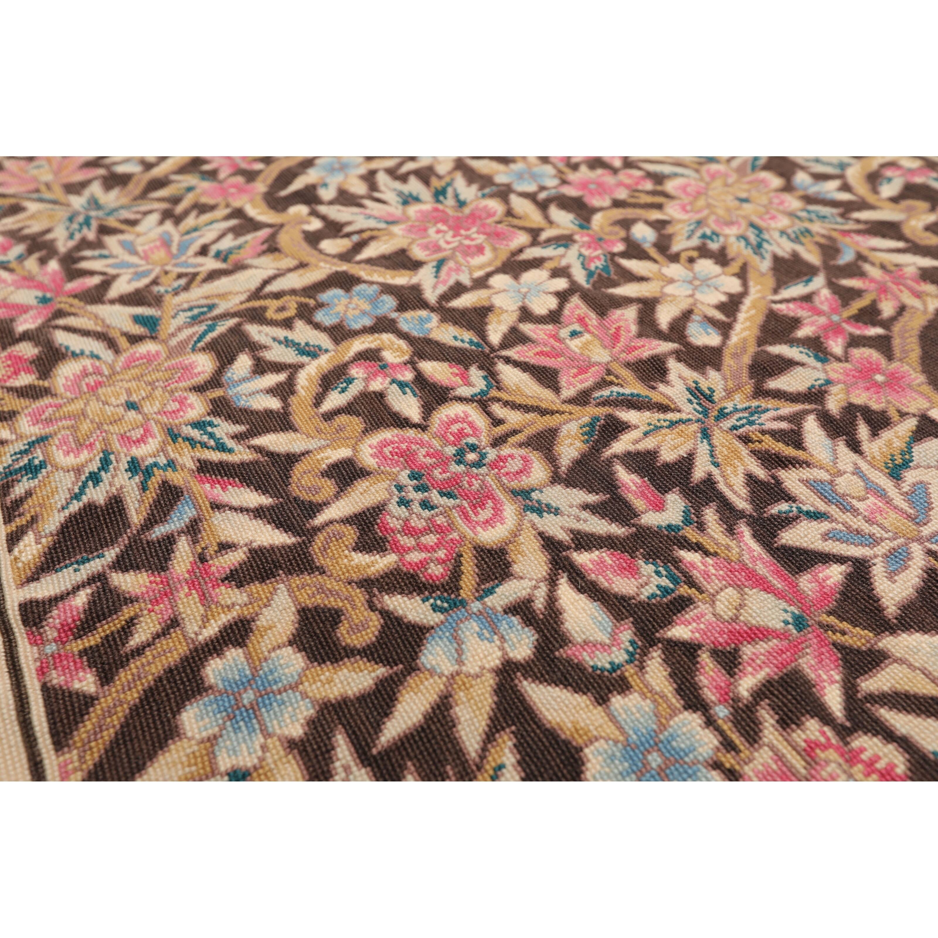 Hand Woven Floral French Aubusson Needlepoint Area Rug (4'x6') 4' x 6