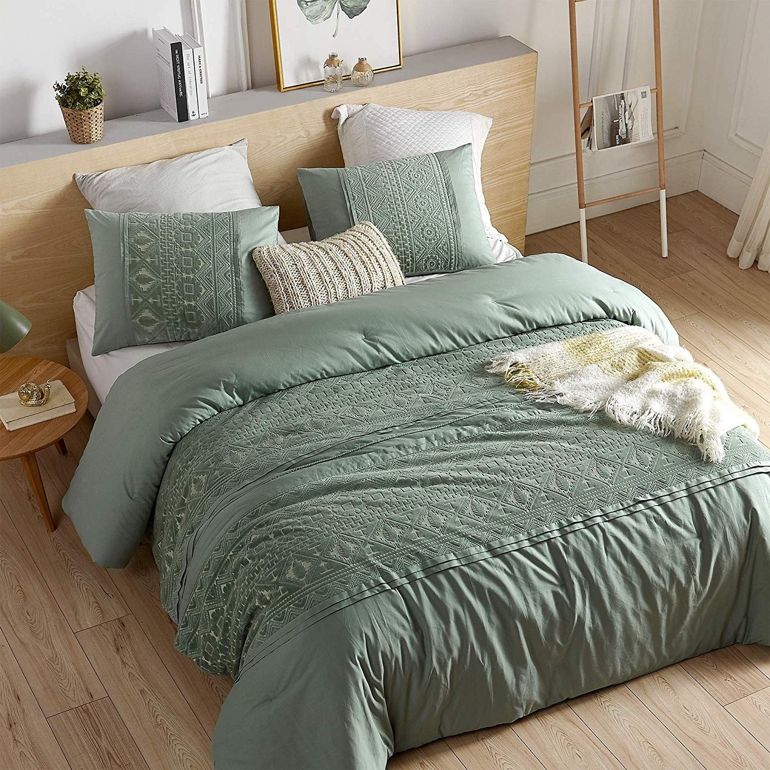 Shop Bali Oversized Comforter On Sale Overstock 29663418