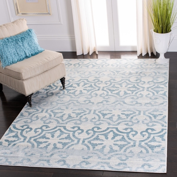 Safavieh Isabella Esmihan Moroccan Rug
