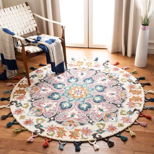 Safavieh Handmade Novelty Llio Bohemian Floral Wool Rug