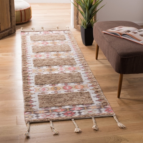 Safavieh Saffron Fazila Southwestern Tribal Wool Rug