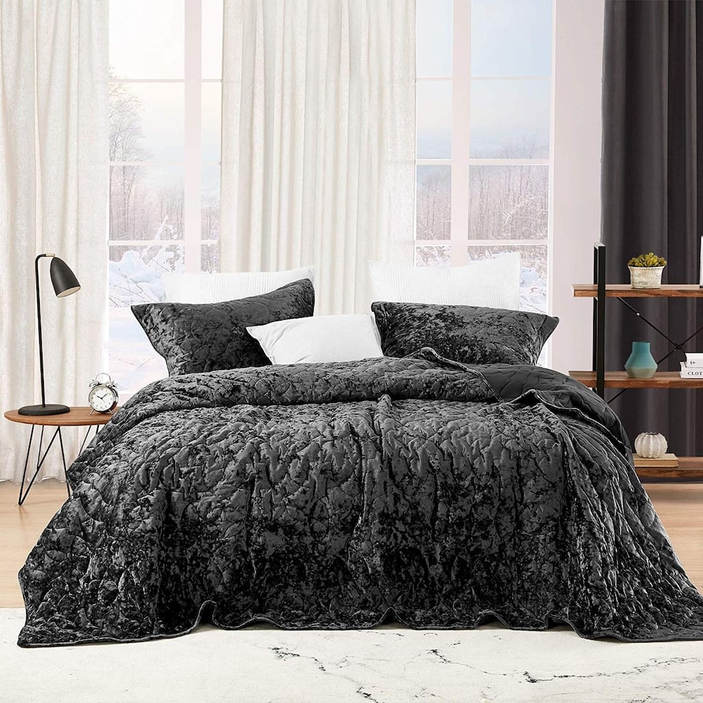 Bare Bottom Velvet Crush Quilt - Pewter