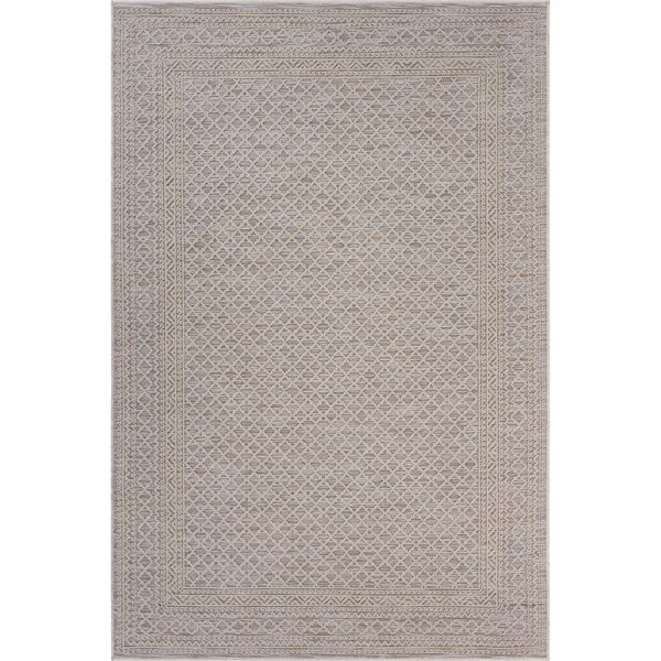 Natural-Toned Classic Geometric Indoor/Outdoor Rug - 7'9" x 9'9"
