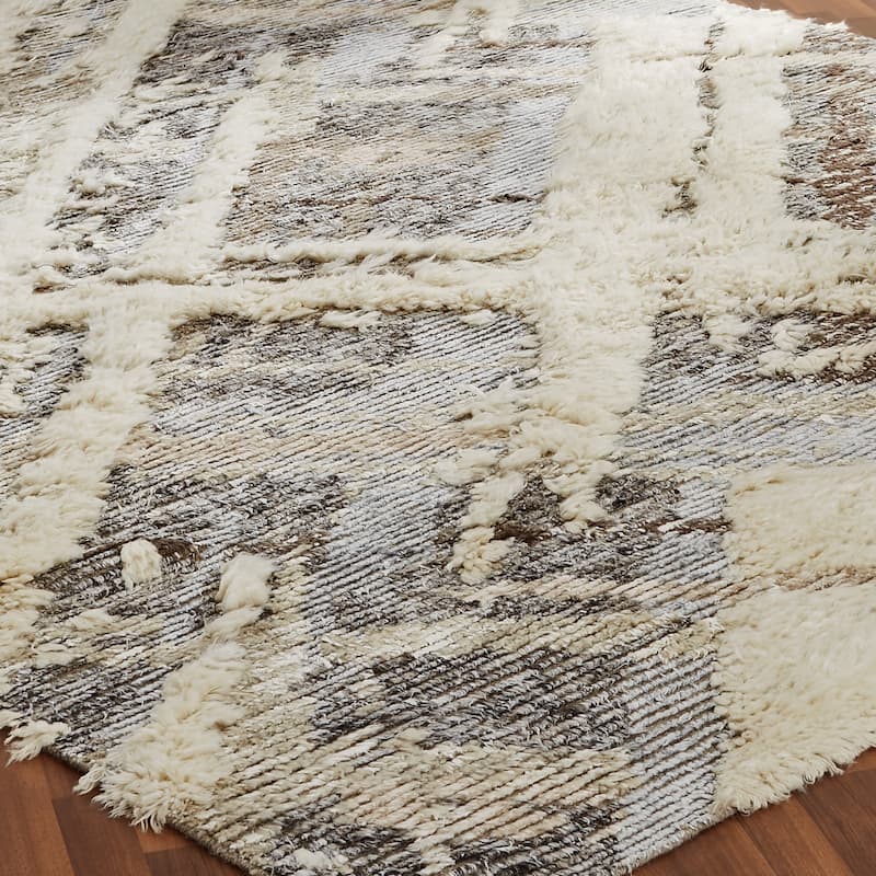 Carbon Loft Silkina Parchment Grey Shag Area Rug
