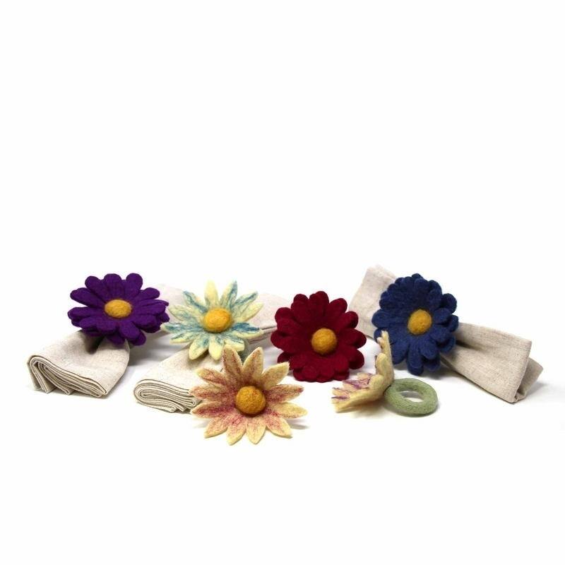 The Curated Nomad Thrift Handmade Felt Daisy Napkin Rings (Set of 6)