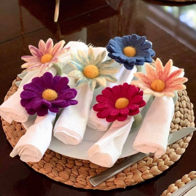The Curated Nomad Thrift Handmade Felt Daisy Napkin Rings (Set of 6)