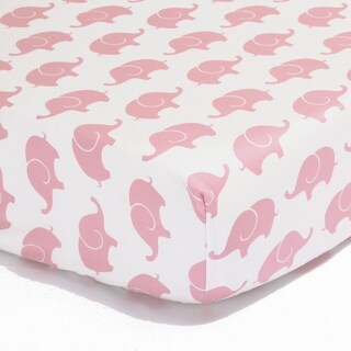 The Peanut Shell Elephant Print Cotton Fitted Crib Sheet in Pink