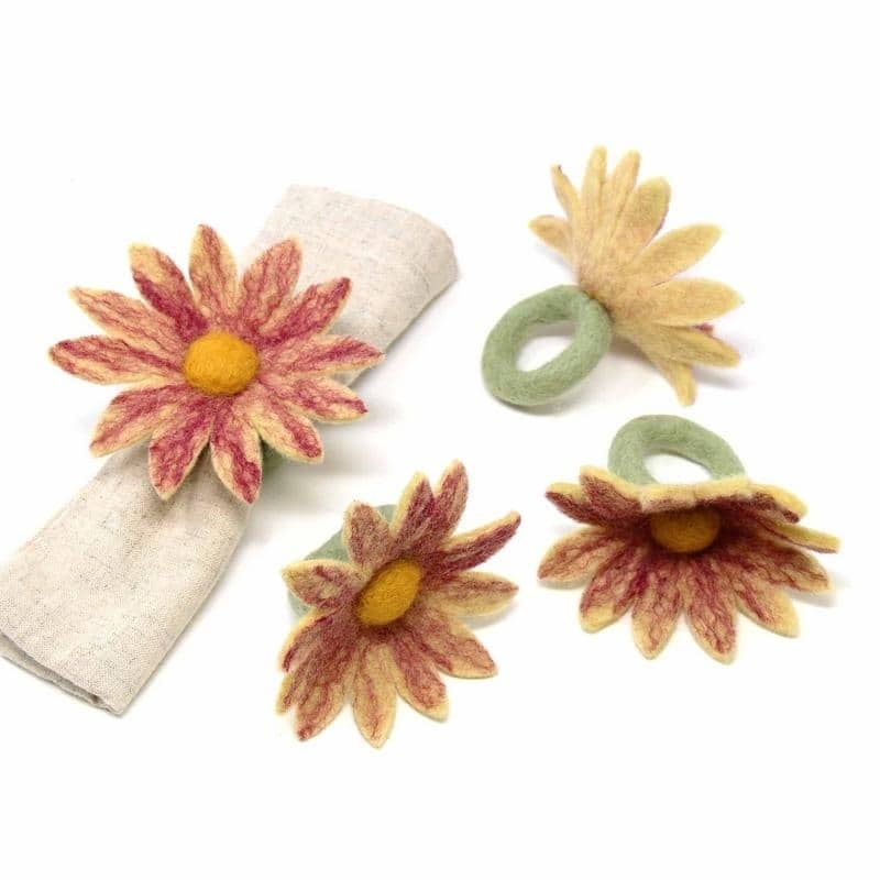 The Curated Nomad Thrift Handmade Felt Coneflower Napkin Rings (Set of 4) - Pink