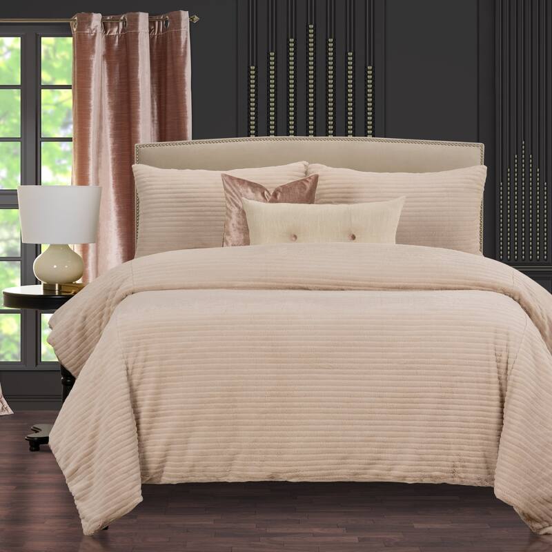 F. Scott Fitzgerald Arm In Arm Luxury Duvet Cover and Insert Set