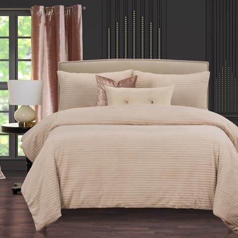 F. Scott Fitzgerald Arm In Arm Luxury Duvet Cover and Insert Set