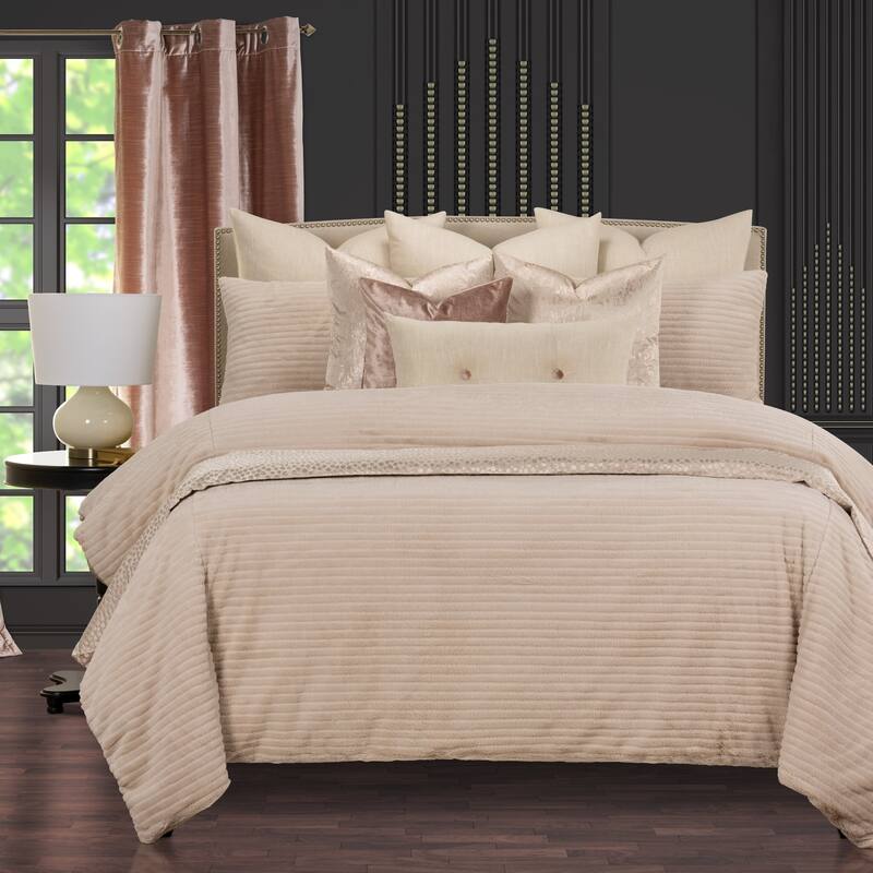 F. Scott Fitzgerald Arm In Arm Luxury Duvet Cover and Insert Set