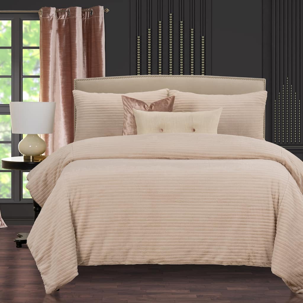 F. Scott Fitzgerald Arm In Arm Luxury Duvet Cover and Insert Set