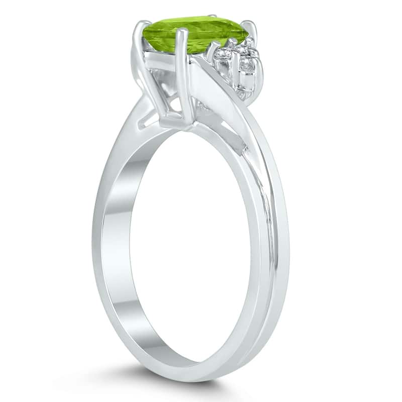 7X5MM Peridot and Diamond Twist Ring in 10K White Gold
