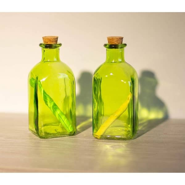 https://ak1.ostkcdn.com/images/products/29809194/Clear-Glass-Bottles-Cork-Lids-12-Pack-Small-Green-Transparent-Jars-4.75x2x2-f5867155-b4b1-4d85-80ab-06d139c5b500_600.jpg?impolicy=medium