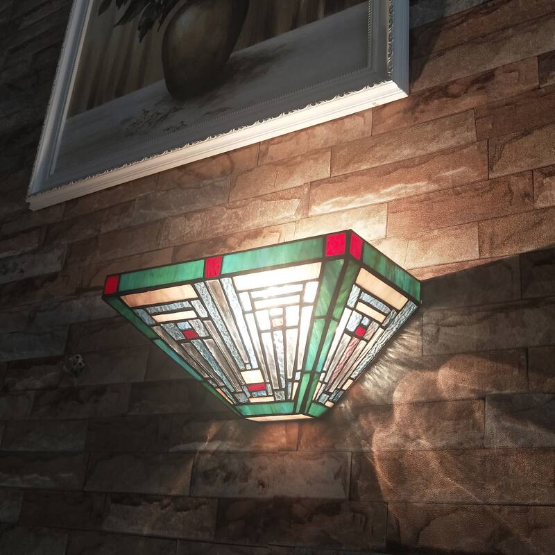 Gracewood Hollow Kamatenda 1-light Mission-style Stained Glass Wall Sconce