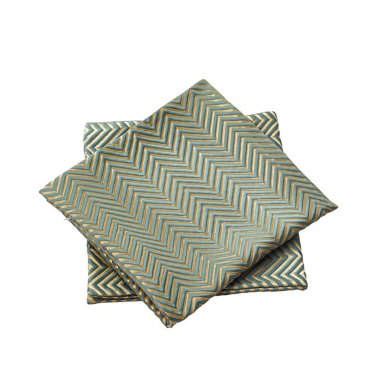 Hoorn Jacquard Valance and Pillow Sham 2-piece Set with Chevron Pattern