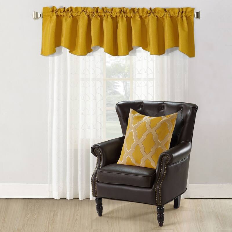 Hoorn Jacquard Valance and Pillow Sham 2-piece Set with Safi Pattern - Gold