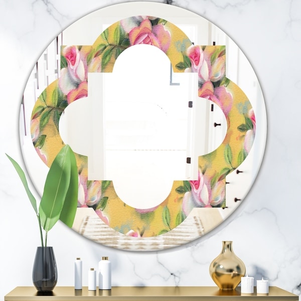 Designart 'Hand' Modern Round or Oval Wall Mirror - Quatrefoil