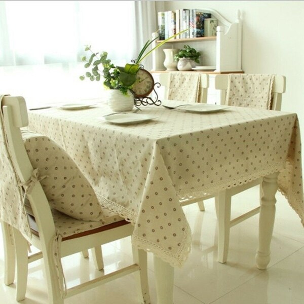 Cotton and Linen Cafe Chrysanthemum Tablecloth 54" x 80"