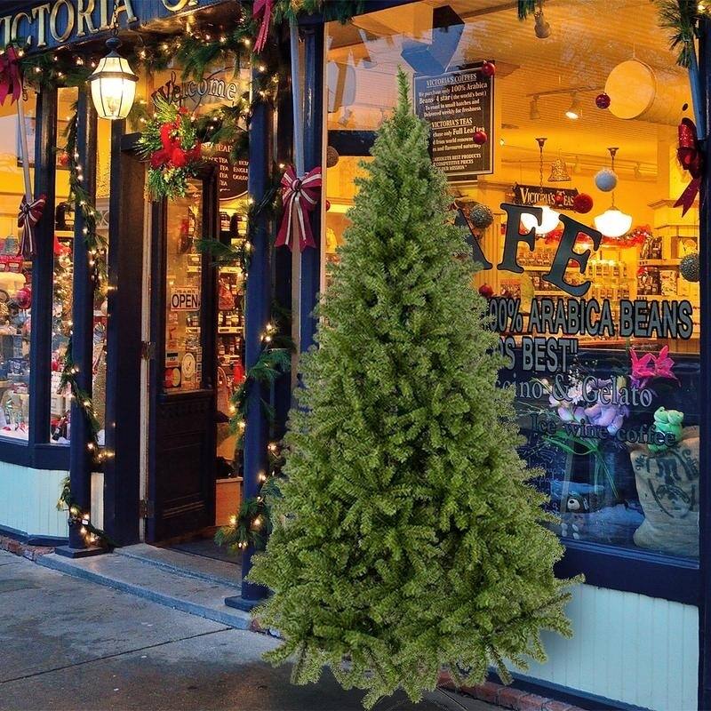 Premium Spruce 1450-branch Hinged 7.5-foot Artificial Christmas Tree
