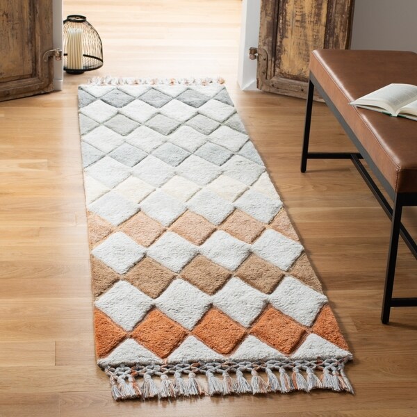 Safavieh Handmade Sahara Milenka Moroccan Wool Rug-