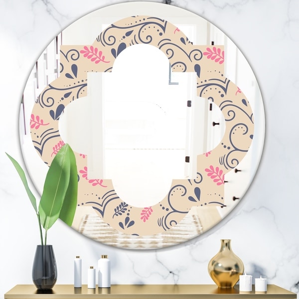Designart 'Retro Botanical Pattern X' Modern Round or Oval Wall Mirror - Quatrefoil