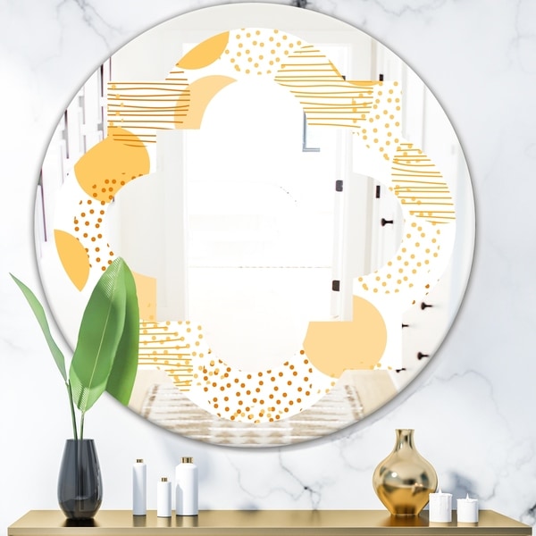 Designart 'Circular Abstract Retro Geometric IX' Modern Round or Oval Wall Mirror - Quatrefoil