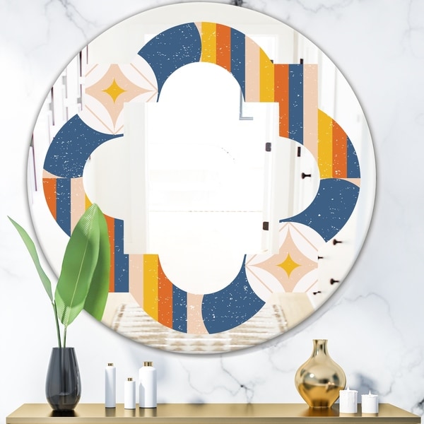 Designart 'Retro Floral Pattern XI' Modern Round or Oval Wall Mirror - Quatrefoil
