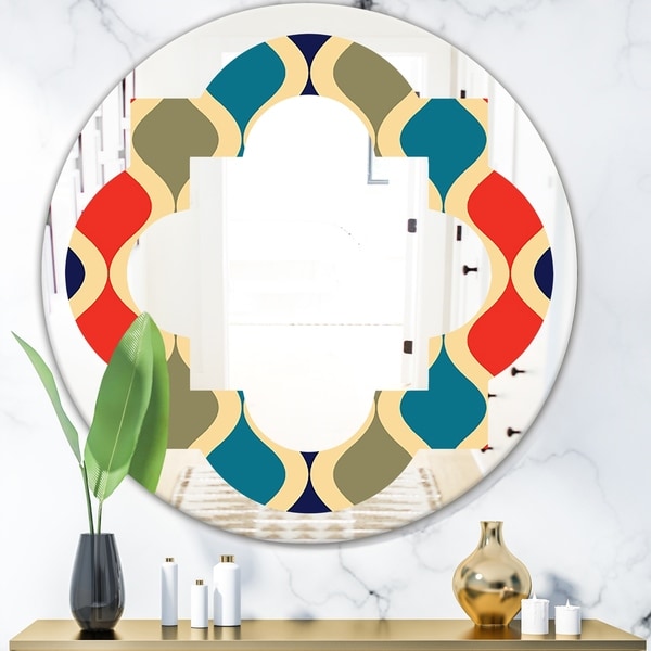 Designart 'Retro Ornamental Design VI' Modern Round or Oval Wall Mirror - Quatrefoil - Multi