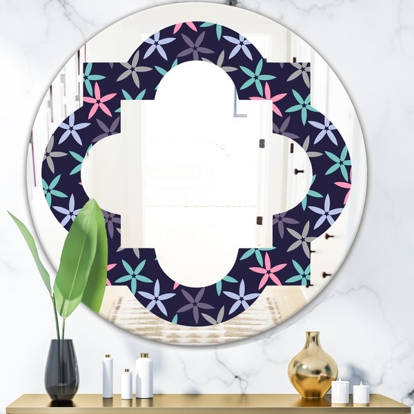 Designart 'Retro Abstract Flower Design V' Modern Round or Oval Wall Mirror - Quatrefoil
