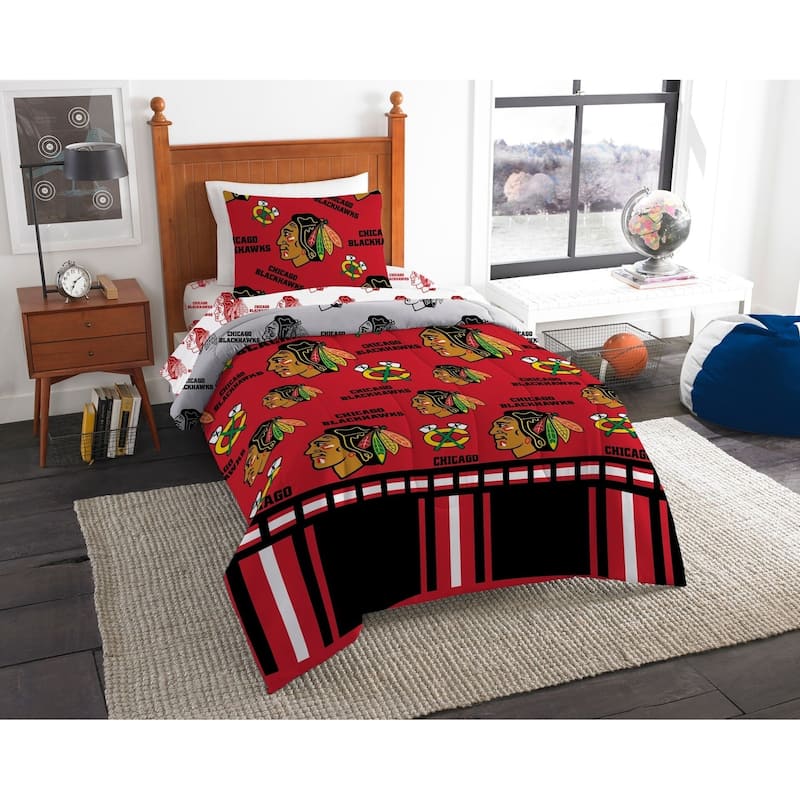 NHL Chicago Blackhawks Rotary Twin Bed In a Bag Set