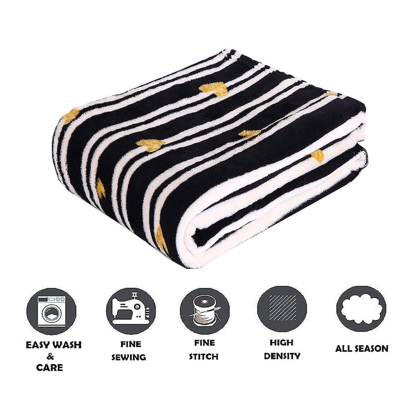 Carbon Loft Salman Velvet Printed Holiday Throw