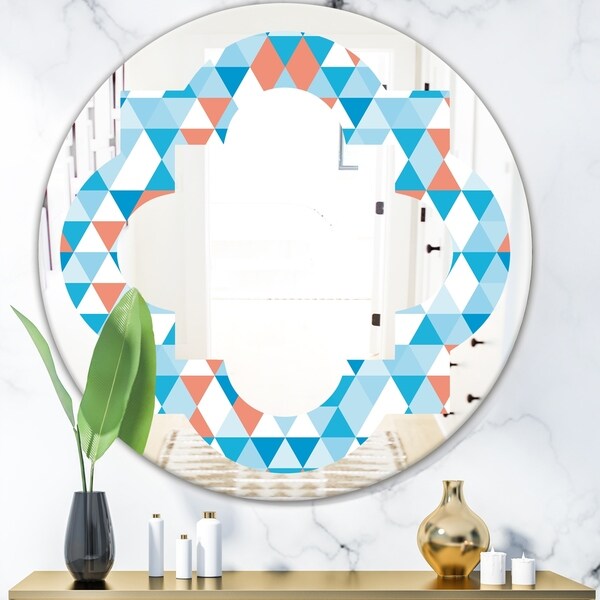 Designart 'Triangular Retro Design II' Modern Round or Oval Wall Mirror - Quatrefoil