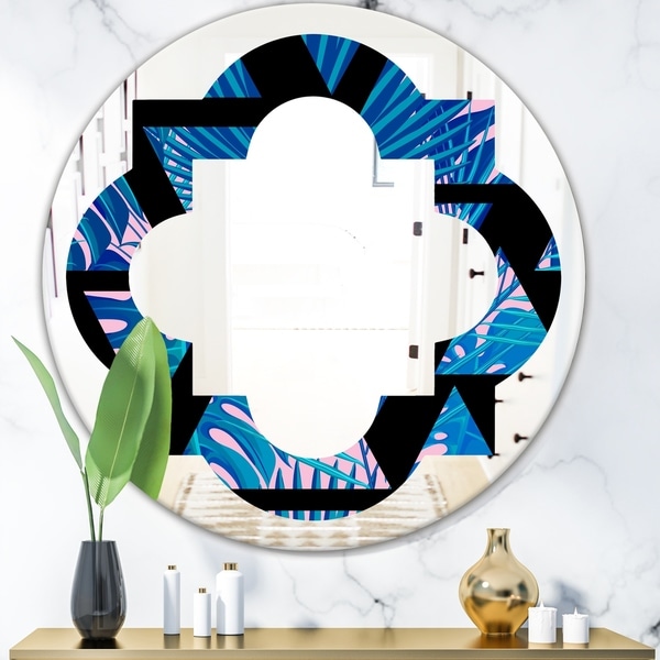Designart 'Retro Floral Pattern XIV' Modern Round or Oval Wall Mirror - Quatrefoil