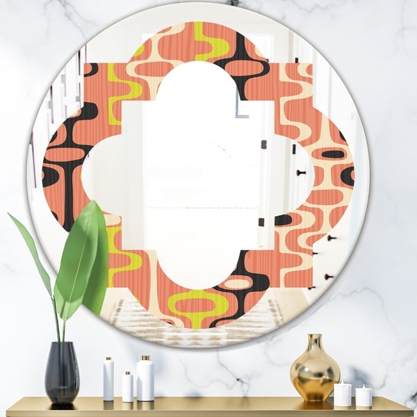 Designart 'Retro Abstract Design XIII' Modern Round or Oval Wall Mirror - Quatrefoil