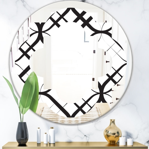 Designart 'Monochrome Geometric Pattern III' Modern Round or Oval Wall Mirror - Quatrefoil