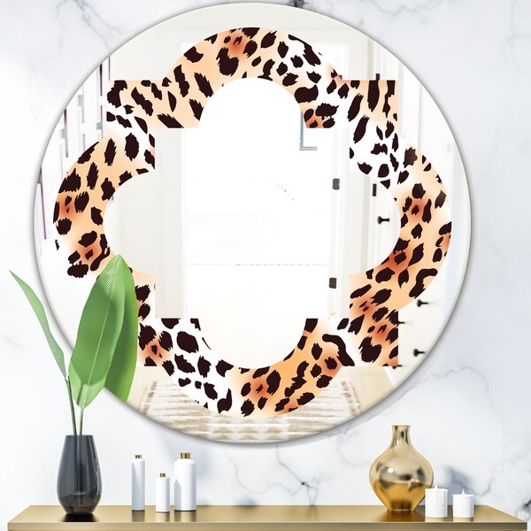 Designart 'Leopard Fur Safari II' Modern Round or Oval Wall Mirror - Quatrefoil