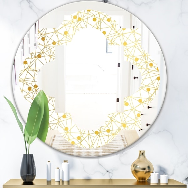 Designart 'Golden Maze II' Modern Round or Oval Wall Mirror - Quatrefoil