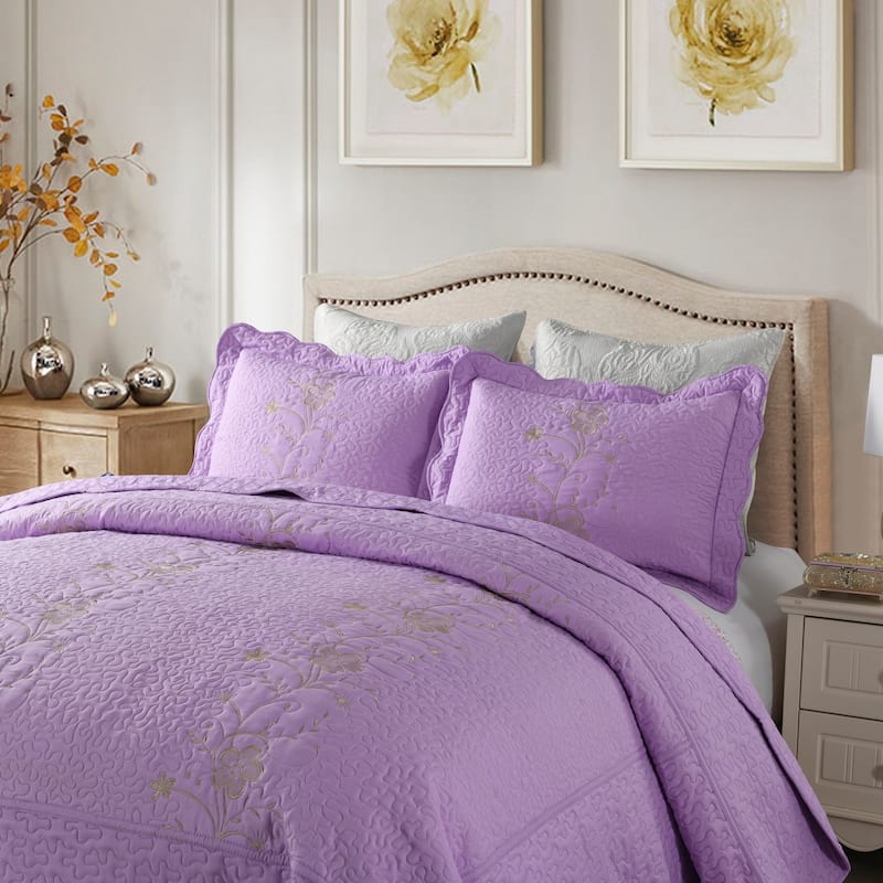 Embroidered Cotton Quilt Set
