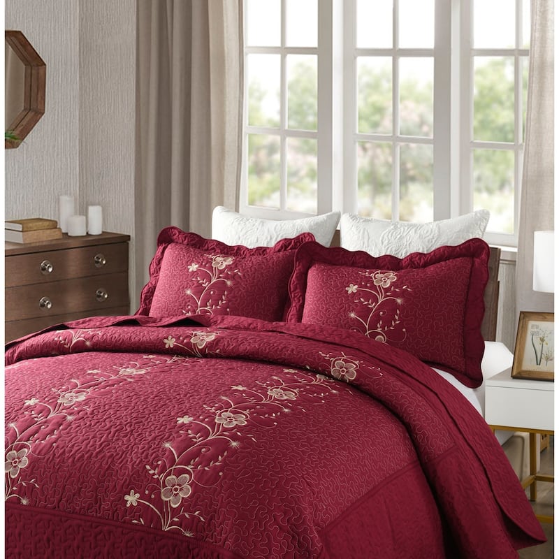 Embroidered Cotton Quilt Set