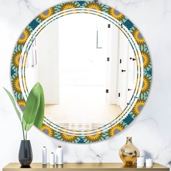 Designart 'Retro Circular Pattern I' Cottage Round or Oval Wall Mirror - Triple C