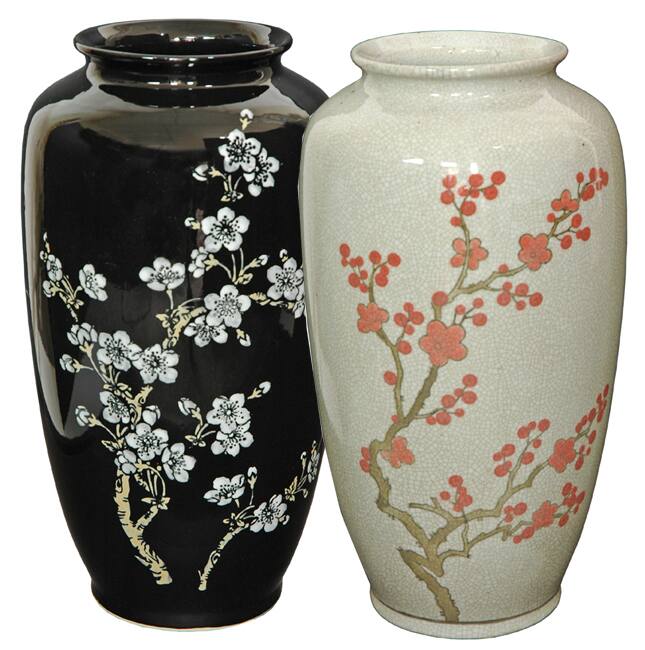 14-inch Porcelain Blossom Tung Chi Vase (China)